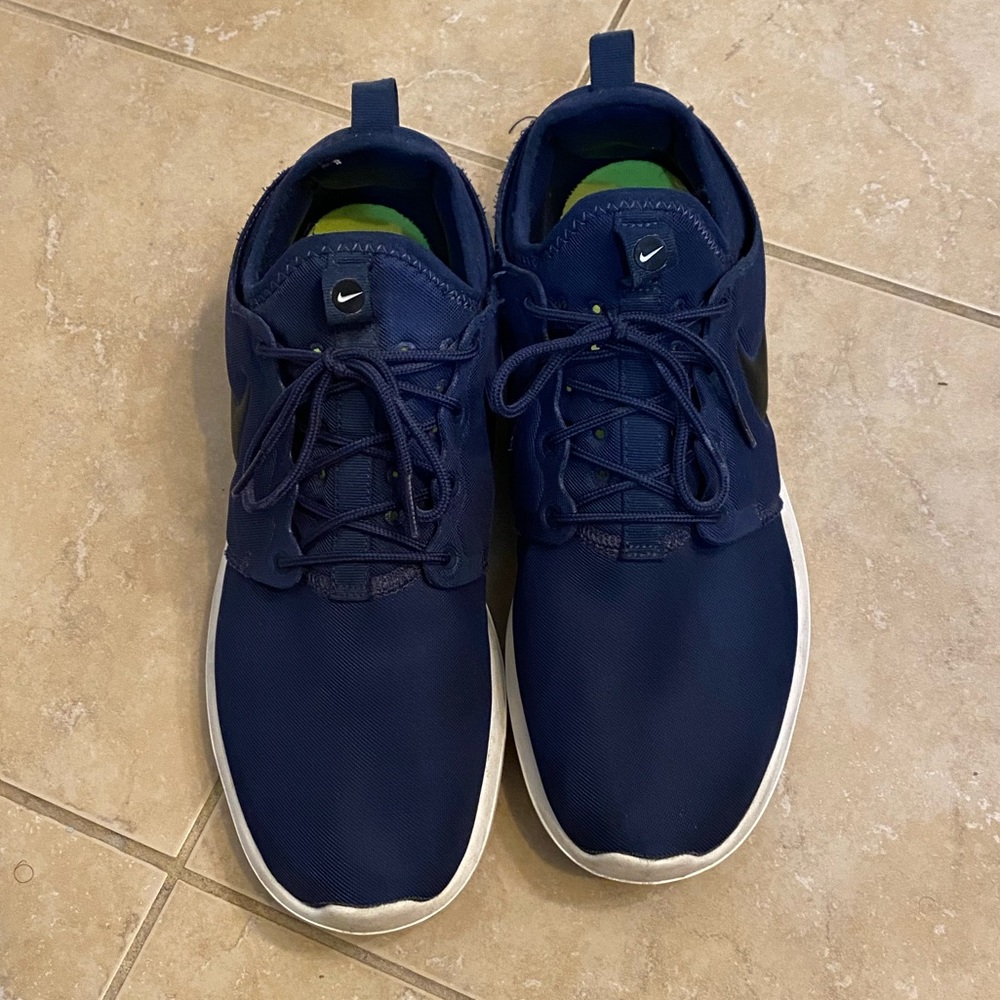 Nike Roshe Two Men’s Sneaker Size 10.5 Navy Black